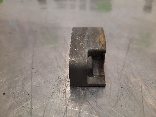 BMW Fuel Injector Clamp Flange M57N2 Diesel E90 E60 E65 E70