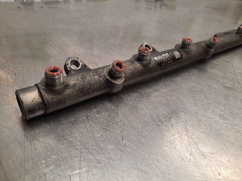 BMW Fuel Injector Rail M57N2 DIESEL E70 X5 E90 E60 3 5 SERIES