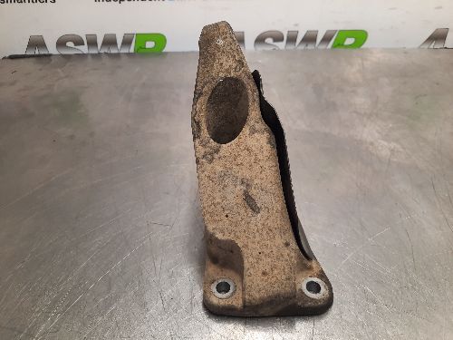 BMW E83 X3 3.0d Engine Supporting Mount Bracket O/S Drivers M57N2