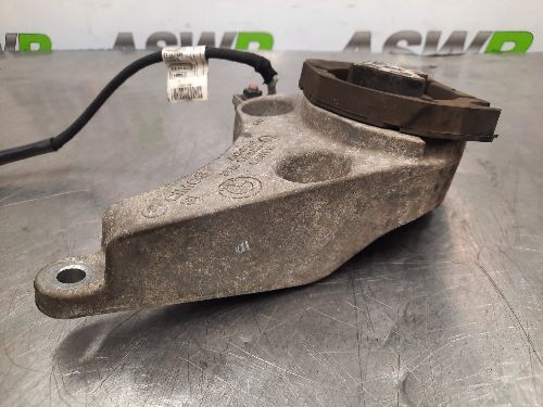 BMW F15 X5 F25 X3 sDrive Rear Gearbox Mount Bracket