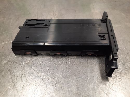 BMW 3 SERIES Cup Holder Passenger Side Left E90 E91 E92 E93