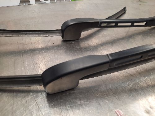 BMW Wiper Arms Pair E90 E91 E92 E93 3 SERIES