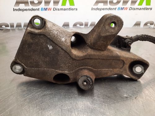 BMW Engine Mount Bracket E87 E90 1 3 SERIES N43 Passenger Side N/S
