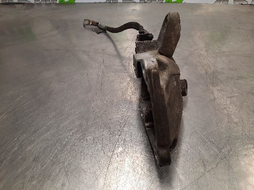 BMW Engine Mount Bracket E87 E90 1 3 SERIES N43 Passenger Side N/S