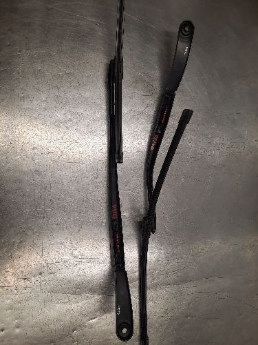 BMW Wiper Arms Pair F07 5 SERIES Gran Turismo