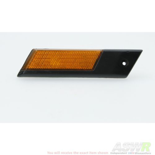 BMW E30 3 SERIES O/S Drivers Side Wing Indicator