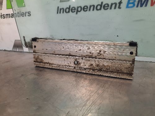 BMW E30 3 SERIES 4dr & Touring Front Door Glass O/S Drivers Side