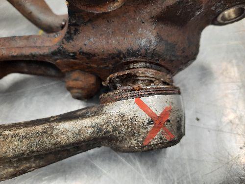 BMW Steering Knuckle N/S Passenger Side E31 8 SERIES