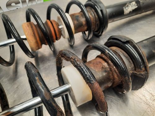 BMW Rear Shock Absorbers Pair F10 5 SERIES Saloon Pre LCI M Sport