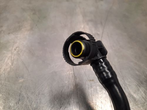 BMW Fuel Tank Breather Line N43 Petrol E81 E88 E90 E91 1 3 SERIES