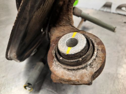 BMW Rear Wheel Hub O/S Right Drivers Side E81 E87 E90 E92 1 3 SERIES