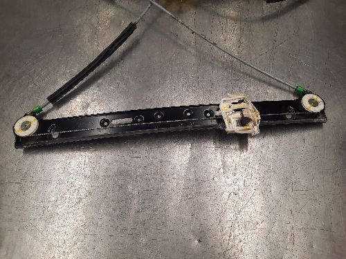 BMW E83 X3 Window Regulator Front O/S Drivers Right