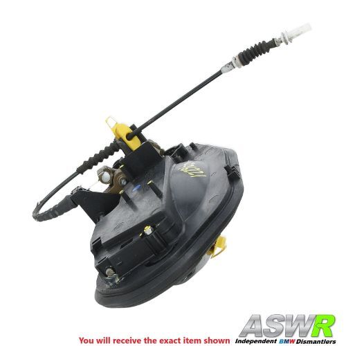 BMW E83 X3 O/S Drivers Side Front Door Handle & Carrier