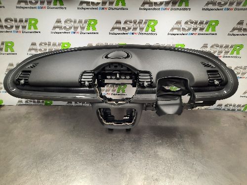 MINI Dashboard Complete Schwarz F54 Clubman