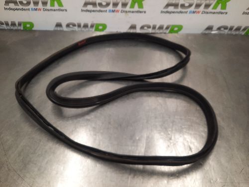 MINI F54 Clubman Split Door Tailgate Rubber Seal