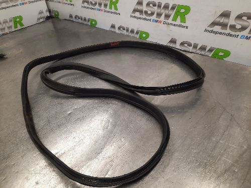 MINI F54 Clubman Split Door Tailgate Rubber Seal