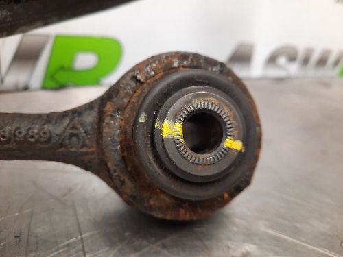 BMW E84 X1 XDrive Wheel Hub Front N/S Passenger Left