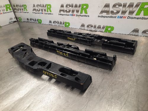 BMW Side Skirt Bracket Set O/S Drivers Side F90 G30 G31 5 SERIES M5
