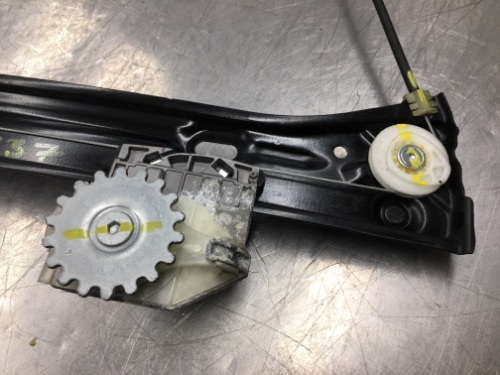 BMW Window Regulator & Motor N/S Passenger Left I01 I3