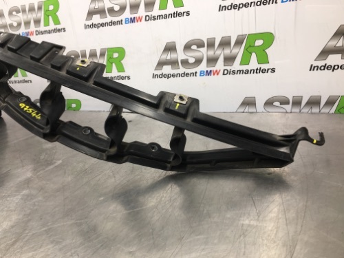 BMW E70 X5 E71 X6 Wing Bracket N/S Passenger Side