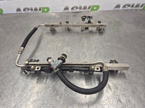 BMW Fuel Rail E60 E61 E63 E64 E65 E66 5 6 7 SERIES N62 Petrol