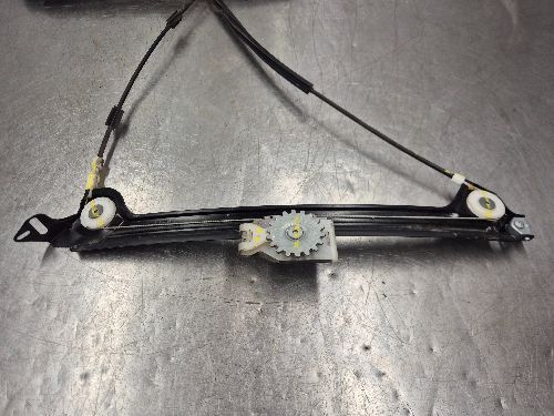BMW 1 SERIES Window Regulator E81 E82 E88 N/S Passenger Left