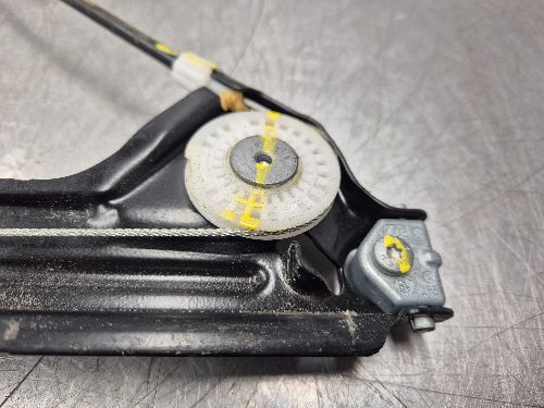 BMW 1 SERIES Window Regulator E81 E82 E88 N/S Passenger Left