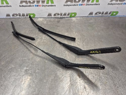 BMW E84 X1 Front Wiper Arms Pair