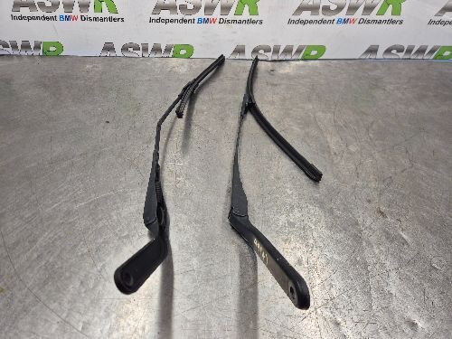 BMW E84 X1 Front Wiper Arms Pair