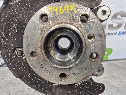 BMW Front Wheel Hub O/S Drivers Right F44 F45 F46 2 SERIES F48 X1