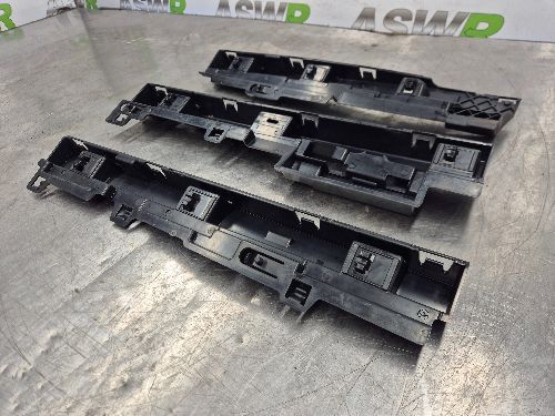 BMW Side Skirt Bracket Set O/S Drivers Right F30 F31 3 SERIES SE
