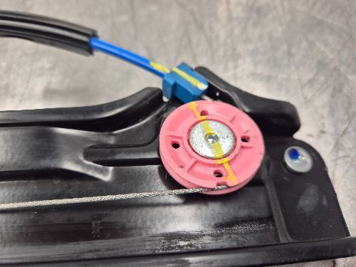 BMW Window Regulator Front N/S Passenger F46 2 SERIES Gran Tourer