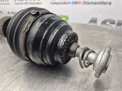 BMW Front Driveshaft O/S Drivers Right Auto F40 F44 F45 F46 F48 F39