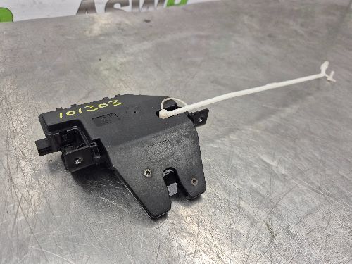 BMW Boot / Tailgate Catch E87 E88 E90 E92 E60 1 3 5 SERIES