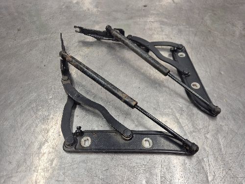 BMW Boot / Tailgate Hinges E46 3 SERIES Saloon / Coupe
