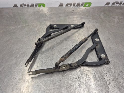 BMW Boot / Tailgate Hinges E46 3 SERIES Saloon / Coupe
