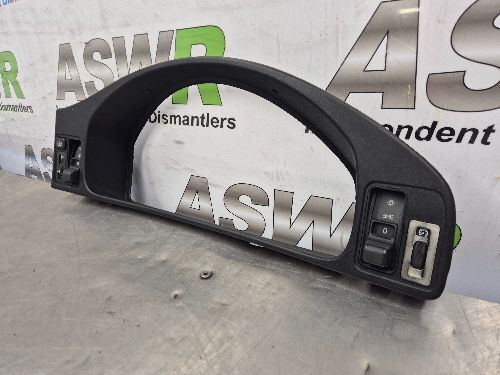 BMW E31 8 SERIES Instrument Cluster Speedo Clock Surround