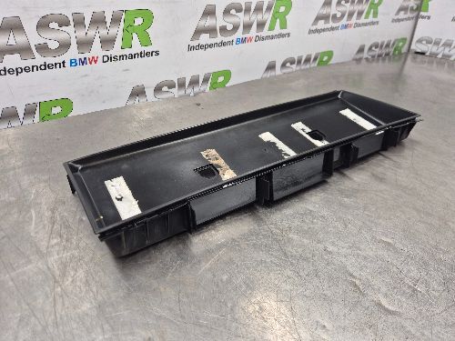BMW E31 8 SERIES Rear Number Plate Holder Plinth