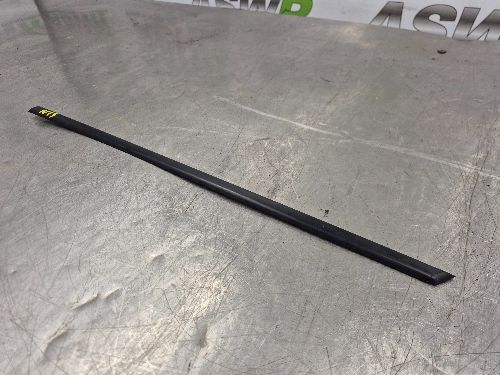 BMW E31 8 SERIES Rear Quarter Body Moulding N/S Passenger Left