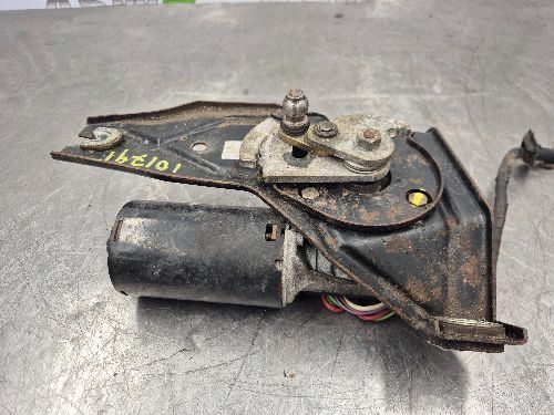 BMW E31 8 SERIES Front Wiper Motor