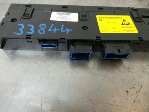 BMW E60 E61 5 SERIES Centre Switch Assembly