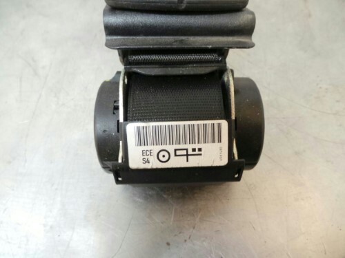 BMW Rear Seat Belt O/S Drivers Right E88 1 SERIES Convertible