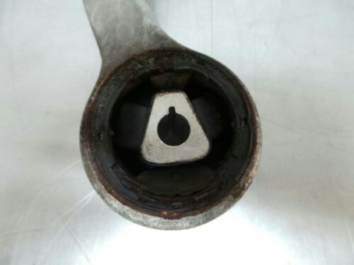 BMW E65 E66 7 SERIES O S F Drivers Side Front Hub