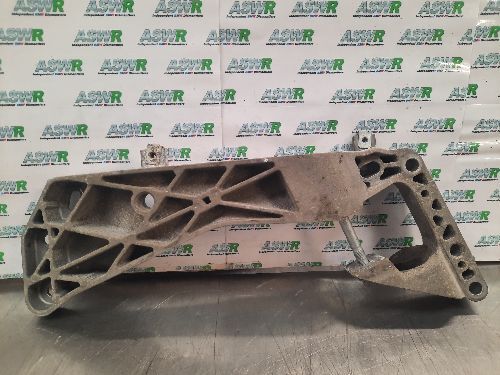 BMW Gearbox Support Bracket F20 F30 E60 1 3 5 SERIES / E84 X1