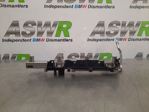 BMW E90 320si 3 SERIES Fuel Injector Rail