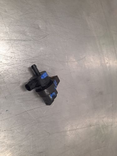 BMW E46 M3 3 SERIES S54 Fuel Tank Breather Purge Valve