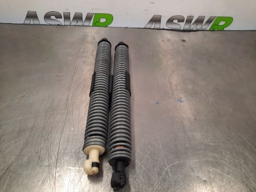 BMW Bootlid Tension Springs Pair F90 G30 5 SERIES Saloon