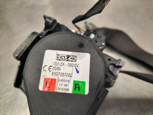 BMW Rear Seat Belt Right Or Left G30 F90 5 SERIES Saloon