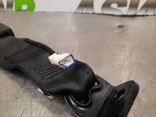 BMW Rear Centre Seat Belt Buckle G30 F90 5 SERIES Saloon