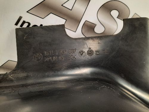 BMW E31 8 SERIES Rear Wheel Arch Liner O/S Drivers Right